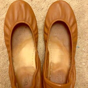 Chestnut Tieks size 9